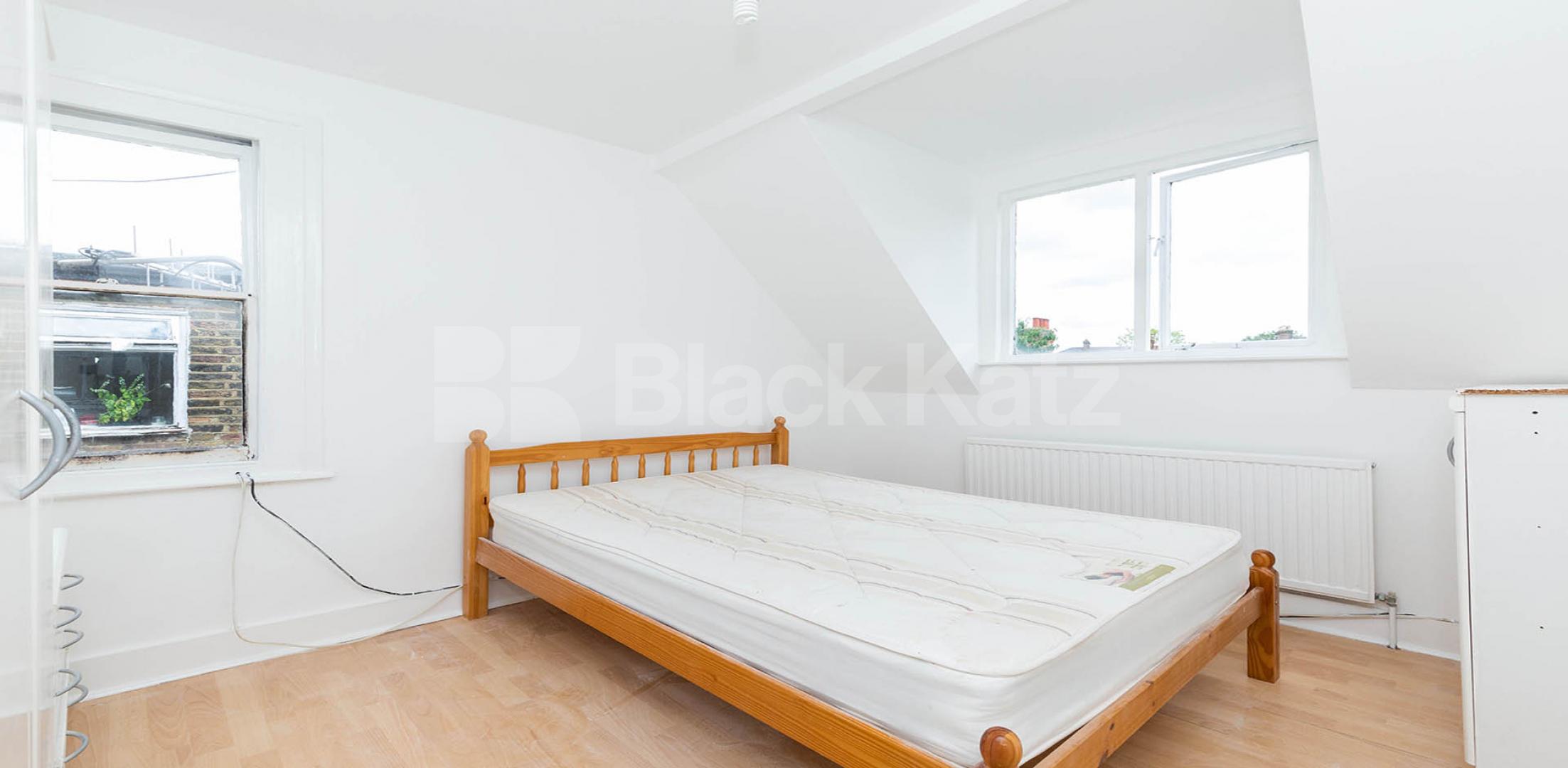 Cosy one bed within a period house mins to tube and shops  Newnham Road, Wood Green